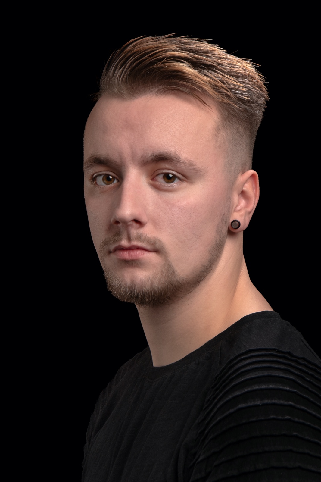 DJ Attract 04